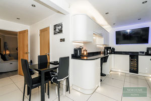 Photo 14- click for photo gallery